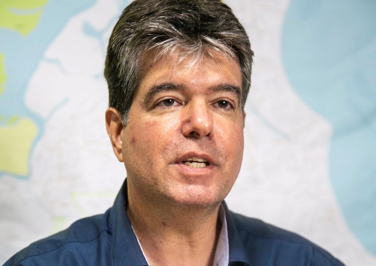 Ruy alerta população sobre importunação sexual nas festas juninas e relembra projeto de proteção às mulheres