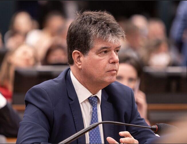 Ruy ganha força na Câmara Federal e deve ser indicado pelo partido para presidir Comissão