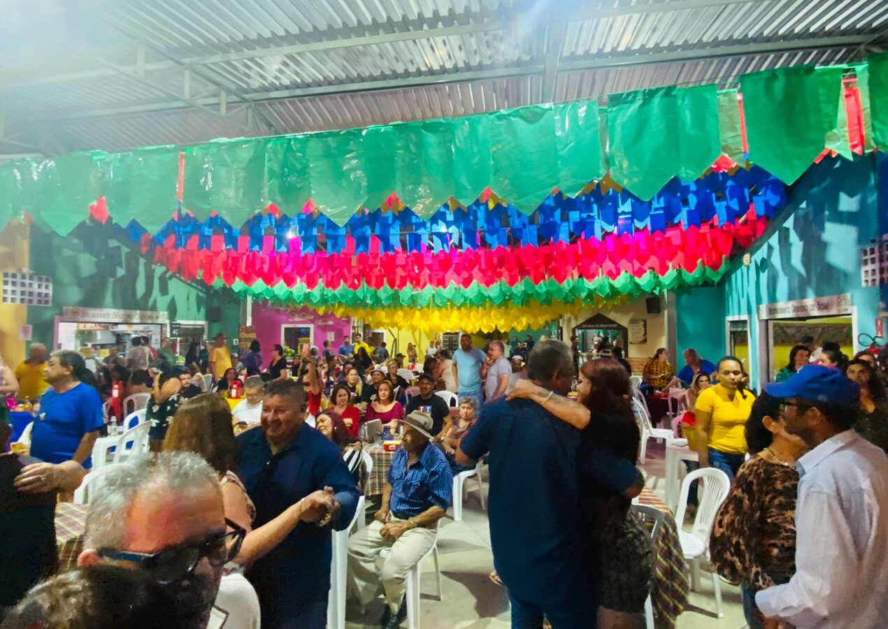 Vila do Artesão terá Trio Campeões do Forró e Trio Baião de 3 nesta quinta-feira