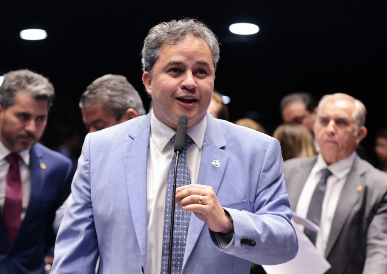 Proposta por Efraim Filho, ”minirreforma tributária” é aprovada no Senado e vai reduzir burocracia
