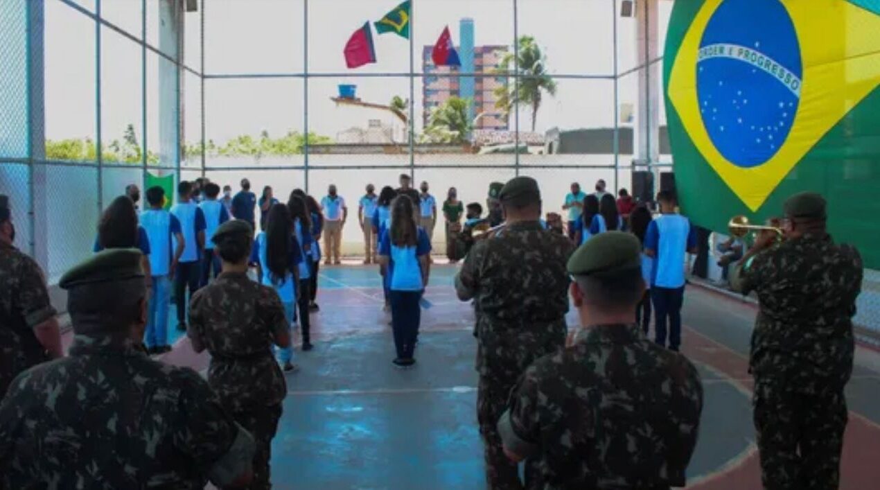 Prefeitura de Cabedelo mantém escola cívico-militar aberta e garante funcionamento normal da Unidade Escolar