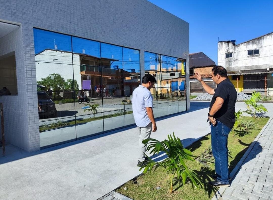 Obra do novo mercado público de Lucena entra na reta final e ganha paisagismo