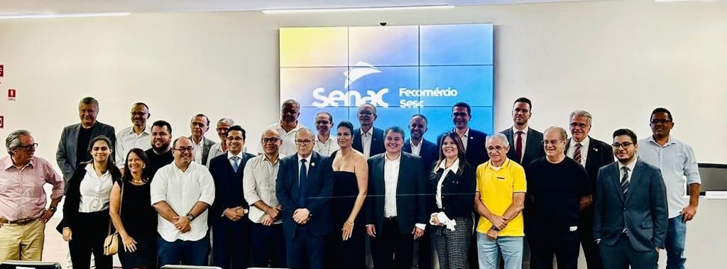Conselho de Presidentes defende simplificação e transparência na reforma tributária em encontro com Efraim Filho