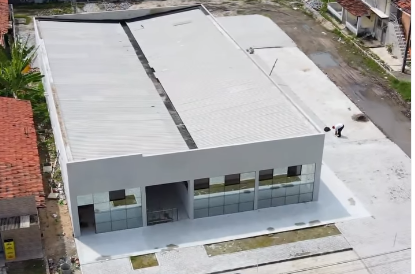 Prefeito Leo Bandeira faz vistoria nas obras do novo mercado público e celebra conquista para população de Lucena