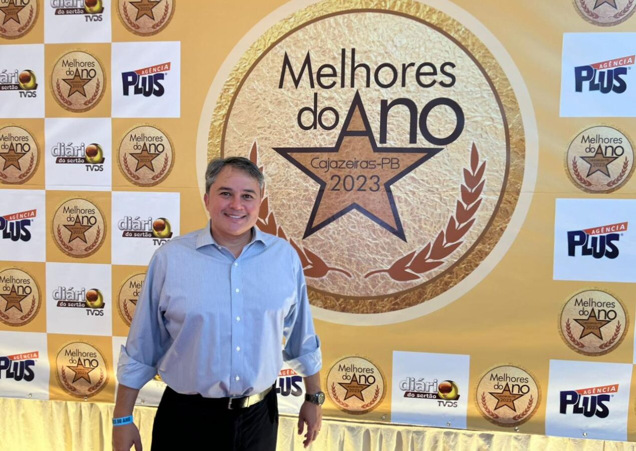 “A Paraíba elegeu um senador com DNA sertanejo”, diz Efraim em premiação como o Maior Benfeitor do Sertão