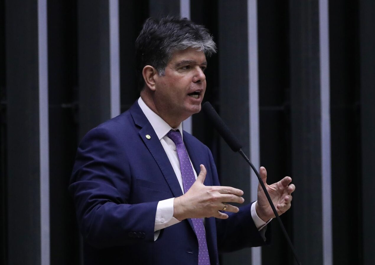 Ruy reforça ações em defesa da mulher e destaca importância dos 17 anos da Lei Maria da Penha