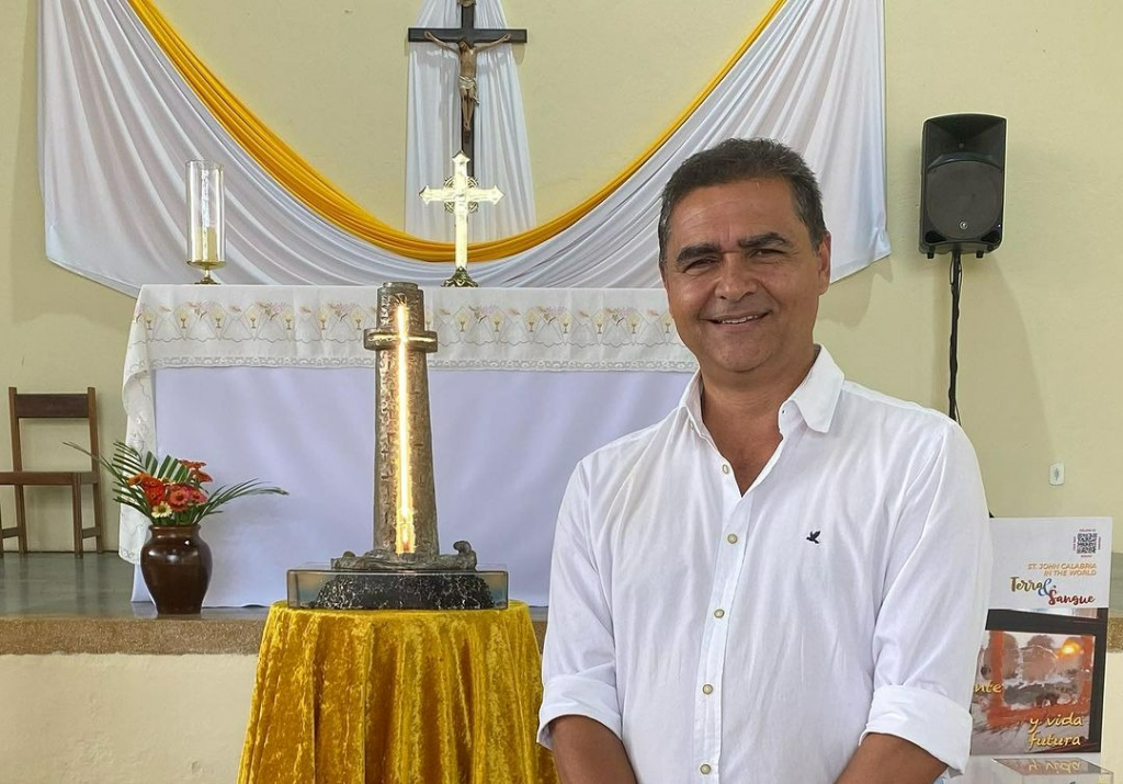Prefeito Marcus participa de cerimônia da chegada de relíquias de São João Calábria na AMECC
