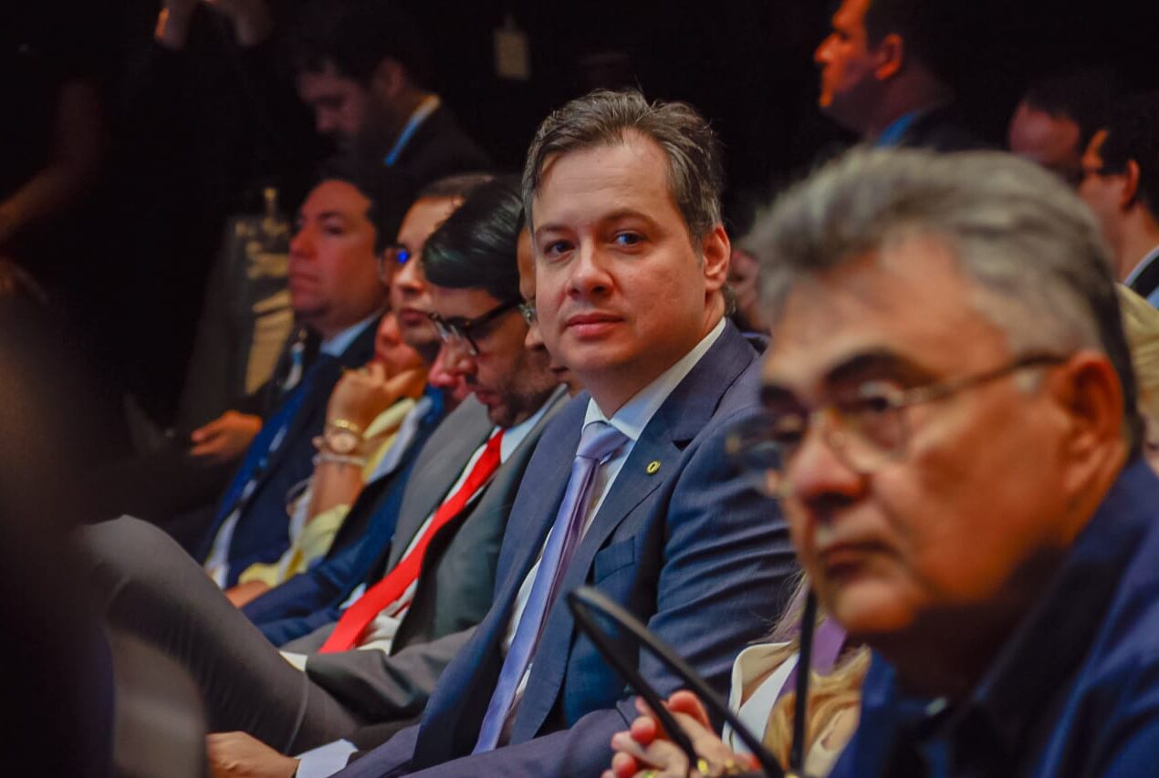Novo PAC: Júnior Araújo destaca projetos para implantação do 3° eixo da transposição, o ramal do Piancó e o projeto da BR-230 de CG até Cajazeiras
