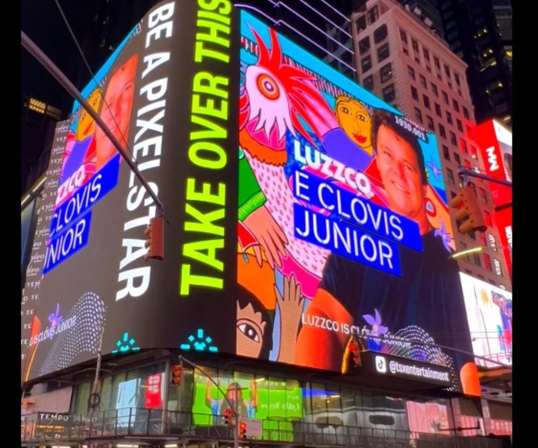 Luzzco brilha na Times Square e leva a cultura da Paraíba para o mundo