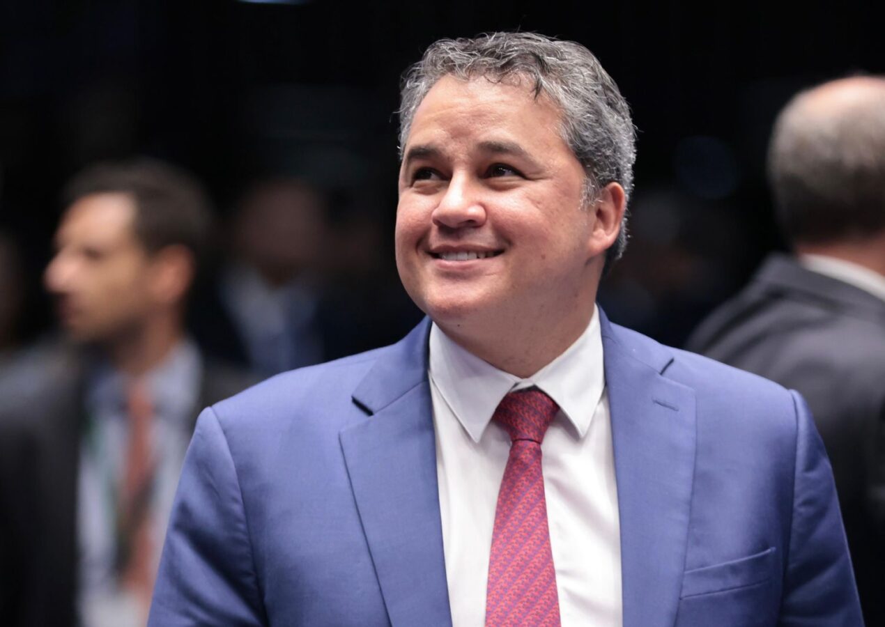 Aprovada desoneração da folha: “É a garantia de milhões de empregos”, celebra Efraim, autor do projeto
