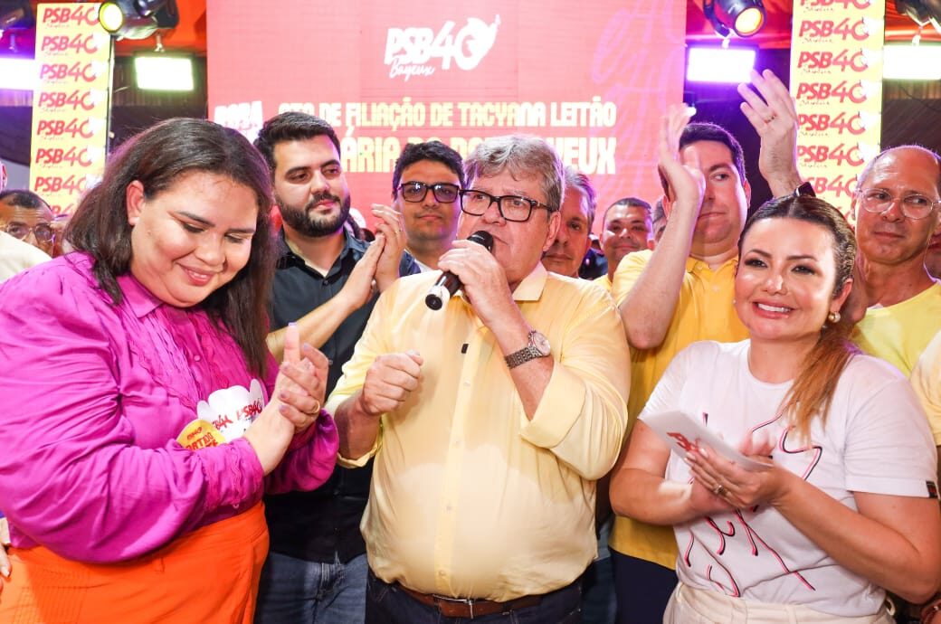 João Azevêdo participa de filiação de Tacyana Leitão ao PSB e destaca importância de manutenção de parceria para o desenvolvimento de Bayeux