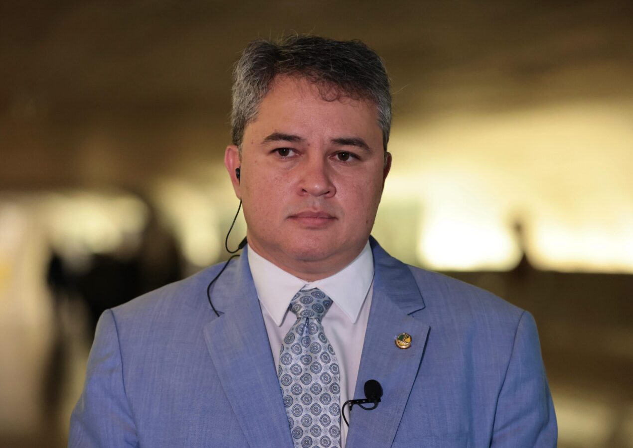 Senador Efraim critica decisão do governo de vetar a desoneração dos setores produtivos