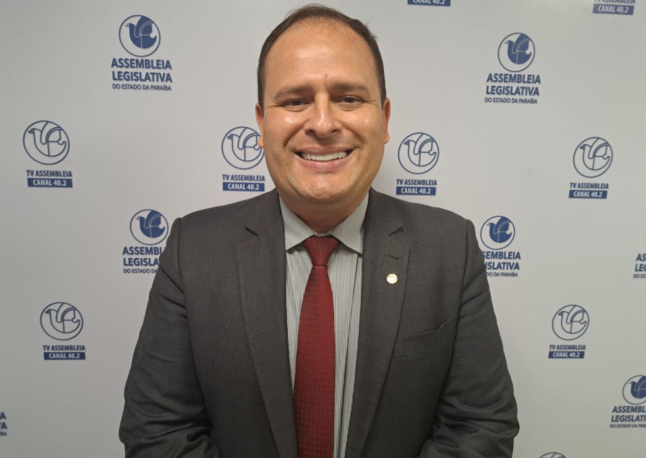 Eduardo Brito diz que racha entre Eunice e Zenóbio não altera em nada seu projeto político