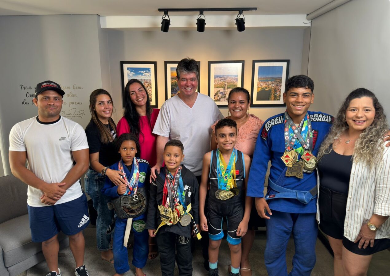 Atletas vencedores de ação promovida por Ruy terão suporte em materiais de treino, viagens para campeonatos e passagens aéreas