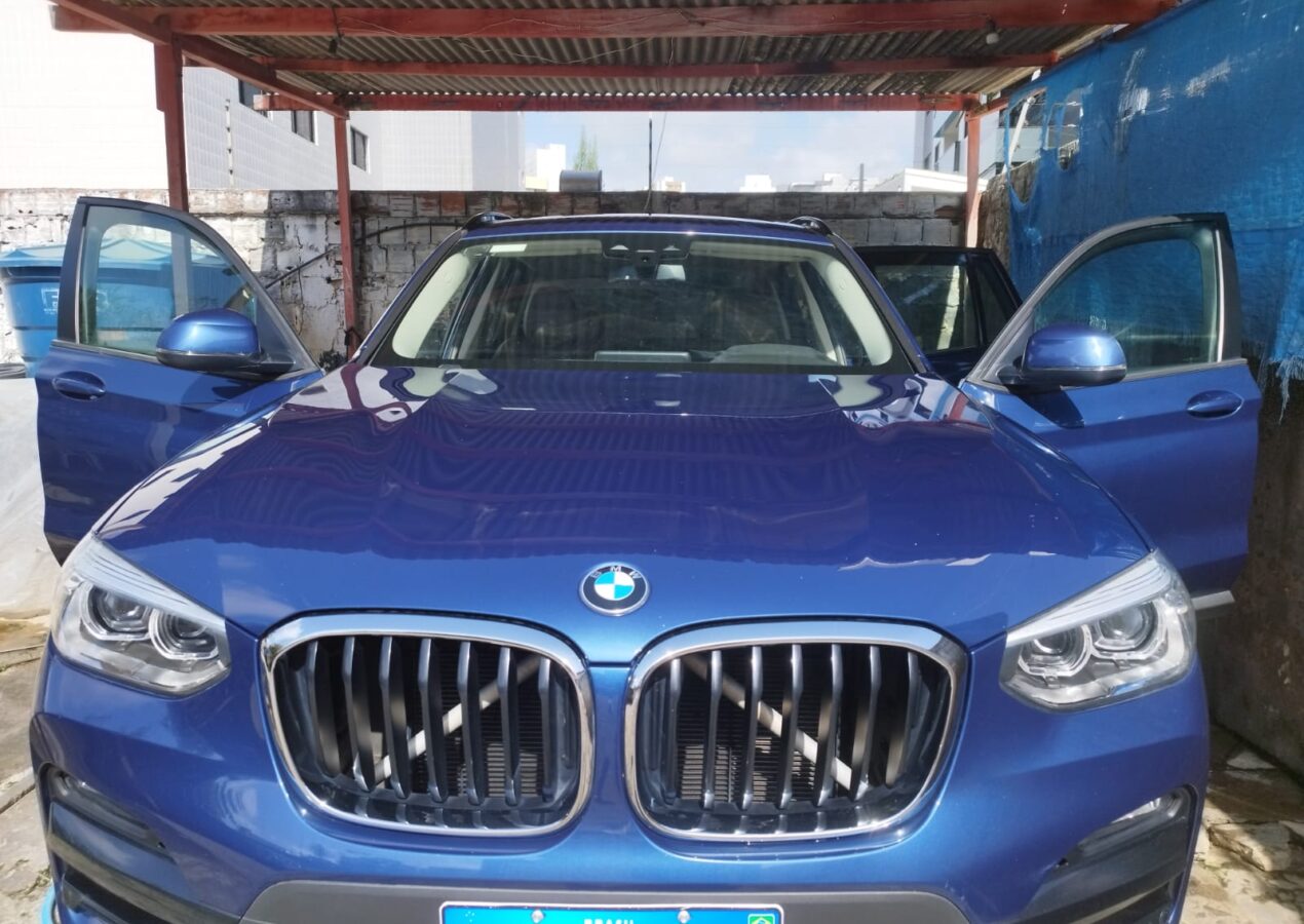 Curta o Carnaval com seu carro limpo no padrão de qualidade de Geda Lav Car