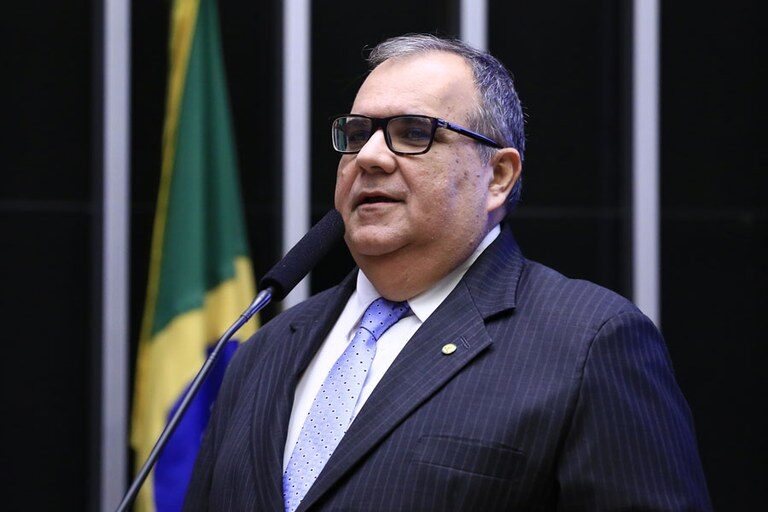 Sancionada lei que denomina de deputado Rômulo Gouveia viaduto da alça sudoeste, em CG