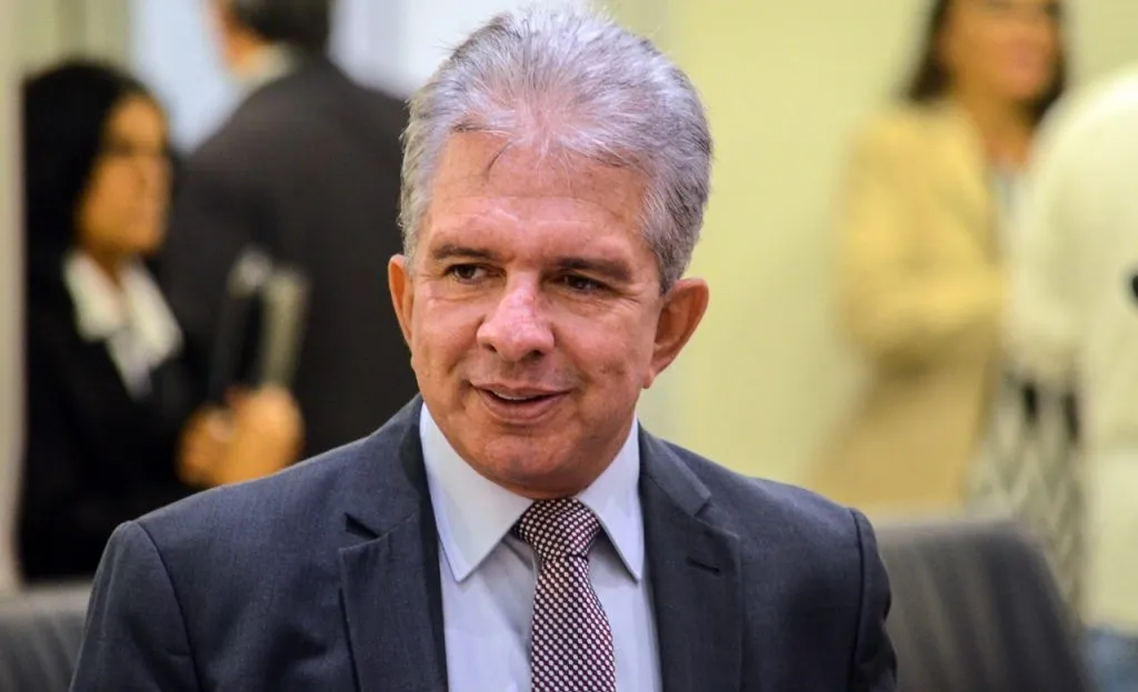 Pesquisa indica que a gestão Nabor Wanderley tem 71,5% de aprovação entre os patoenses