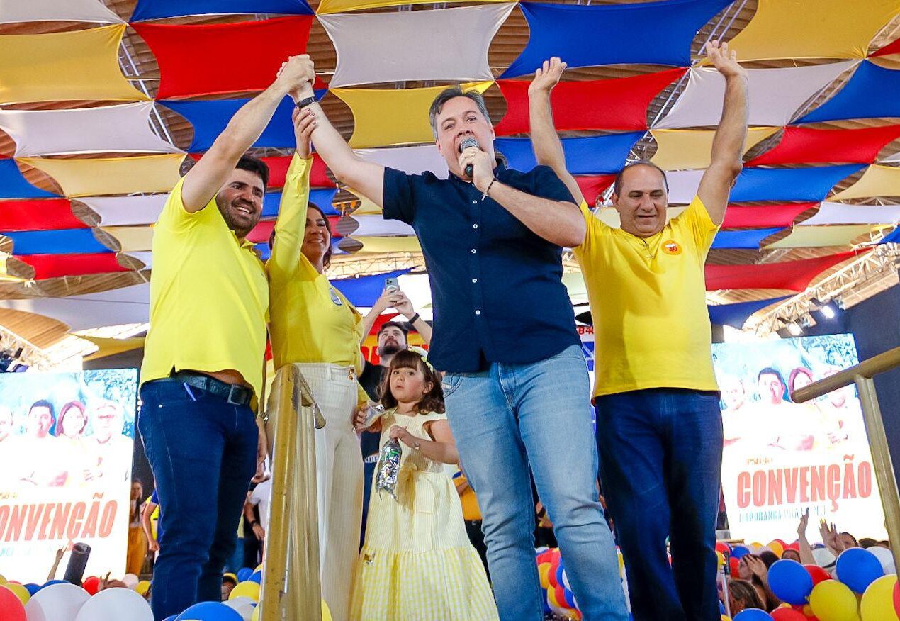 Júnior Araújo entrega emenda de R$ 320 mil para saúde em Itaporanga no aniversário de 160 anos