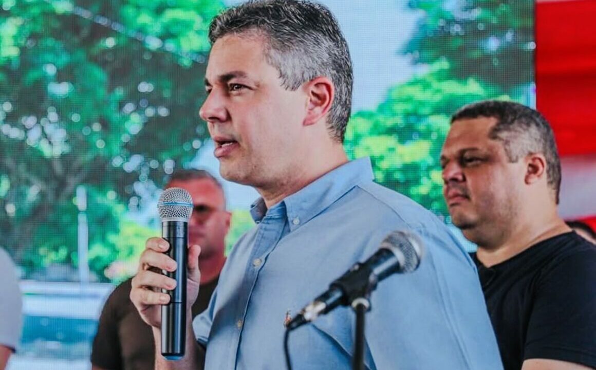 Prefeito André Coutinho reforça educação de Cabedelo com novos investimentos e transporte escolar