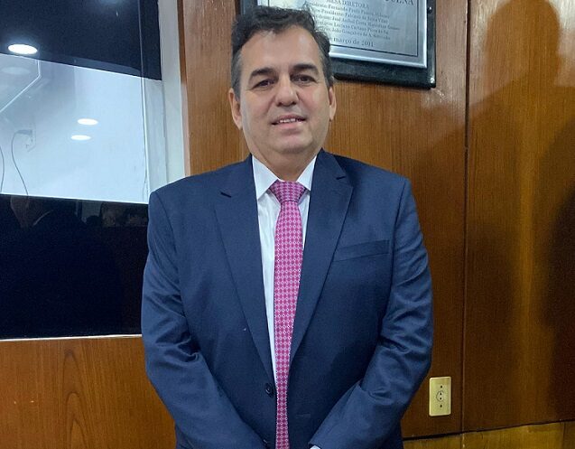 Fábio Carneiro inicia 1ª semana de atividades com apresentação de Projetos de Lei e requerimentos na CMJP