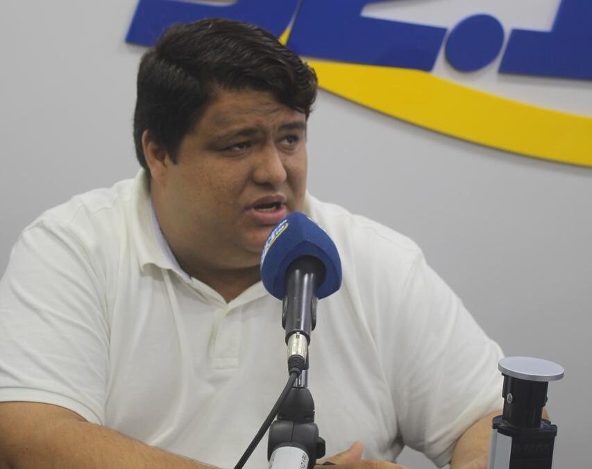 Coluna do  Pedro Erike – Aebson Macedo: o homem que transformou a SECOM da Baía da Traição