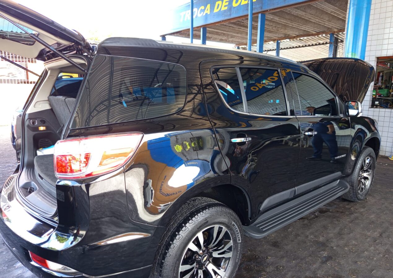 Fim de semana chegando? Deixe seu carro limpo no padrão de qualidade que só o Trokão Serviços Automotivos Especializados possui; confira