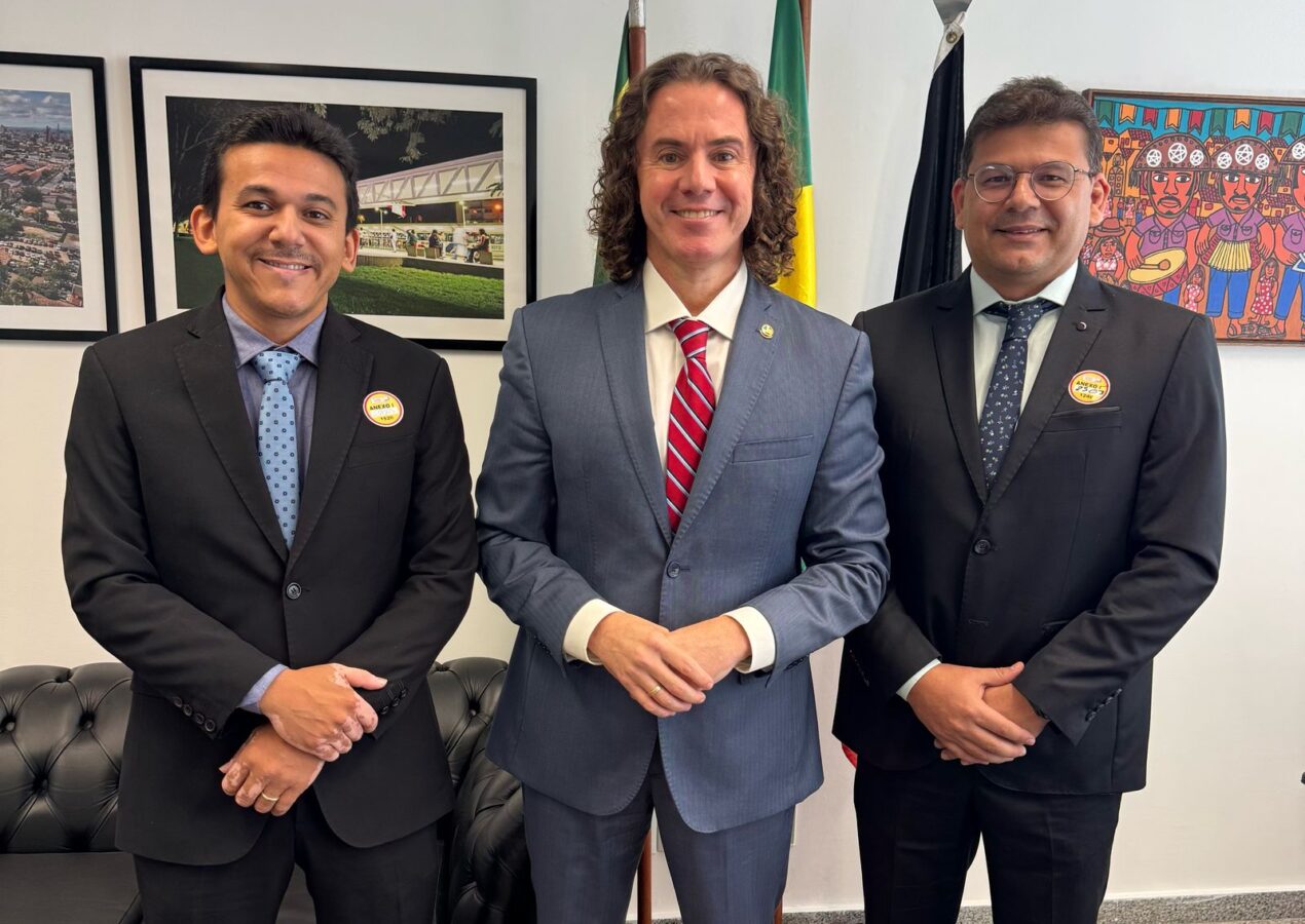 Veneziano recebe prefeito Jackson, de Santa Rita, para tratar de demandas do município e destaca “frutuosa parceria”