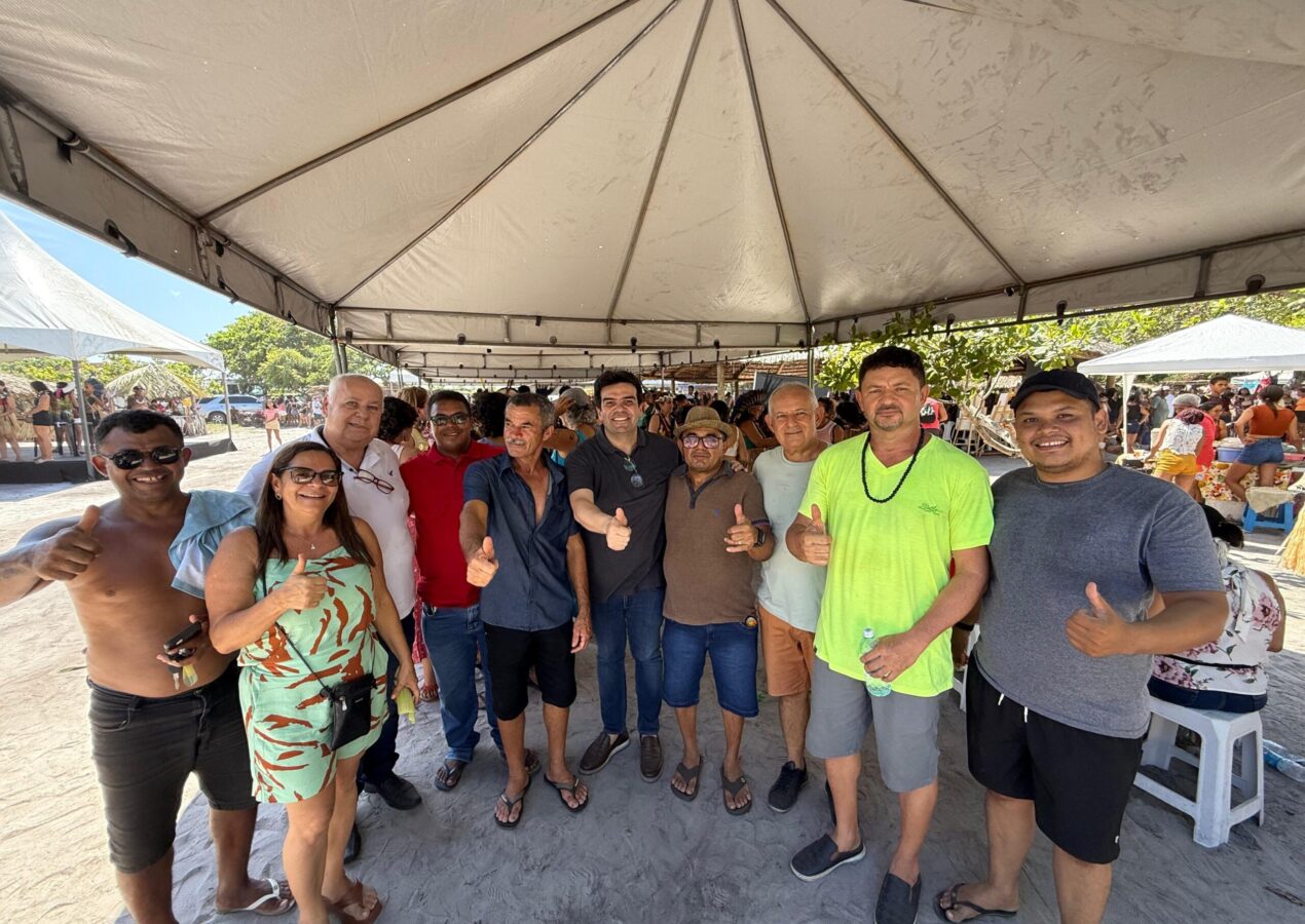 No dia dos povos indígenas, deputado Eduardo Carneiro visita Baía da Traição e recebe apoio da oposição do município e lideranças da região