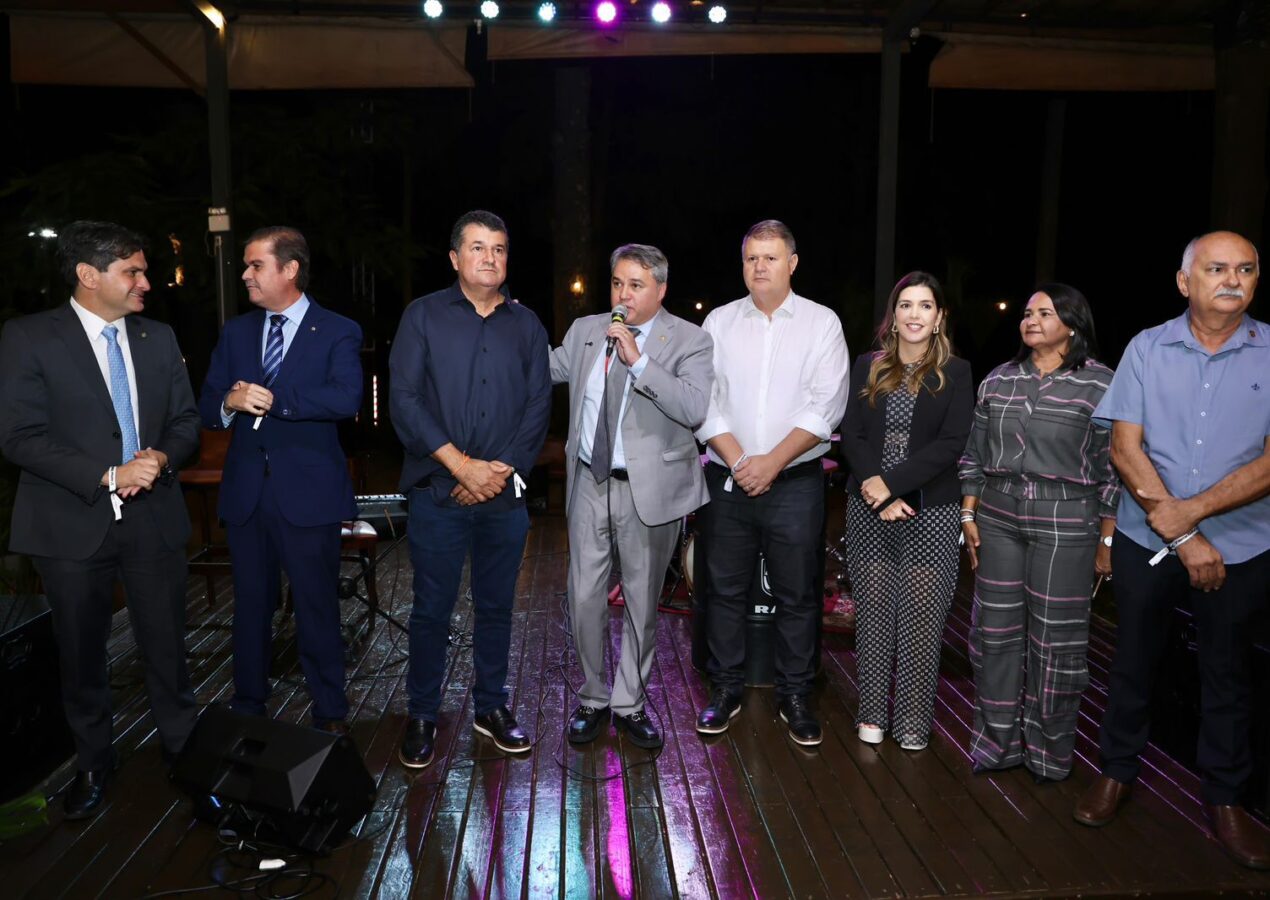 “A gente é municipalista na prática”, diz Efraim ao citar projetos autorais na festa dos 30 anos da Famup em Brasília