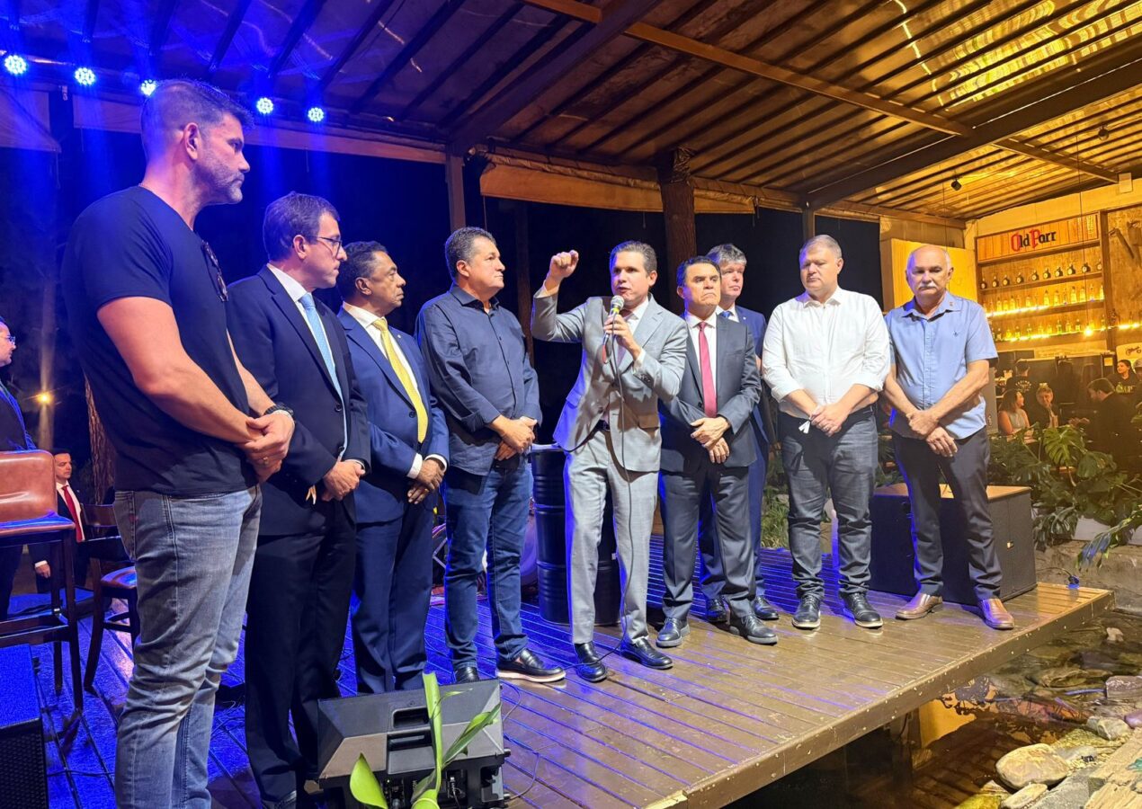 Durante jantar da Famup, Hugo Motta confirma votação da PEC 66 para antes do São João