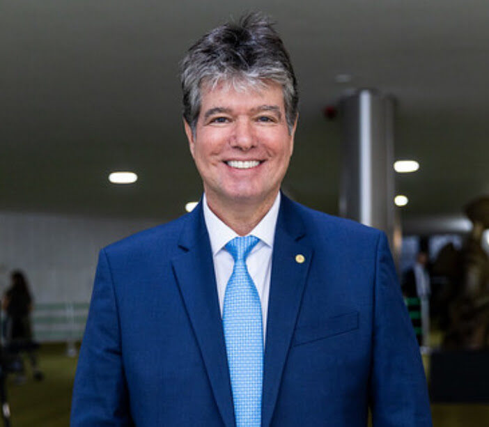 Novo projeto de Ruy proíbe uso de inteligência artificial em dublagens de obras de audiovisual no Brasil