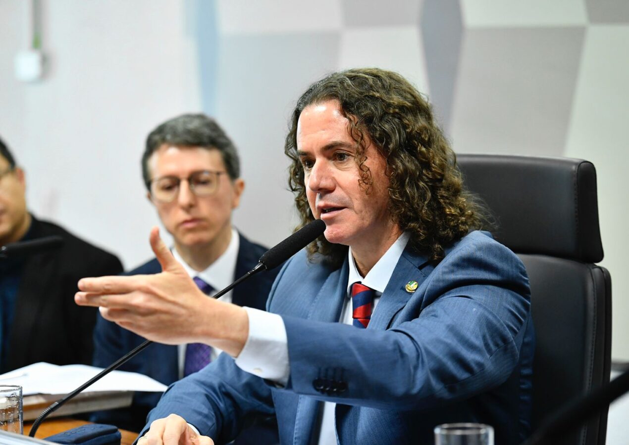 Veneziano anuncia posição contrária do MDB à proposta da dosimetria: “é assim que vamos nos posicionar na CCJ”