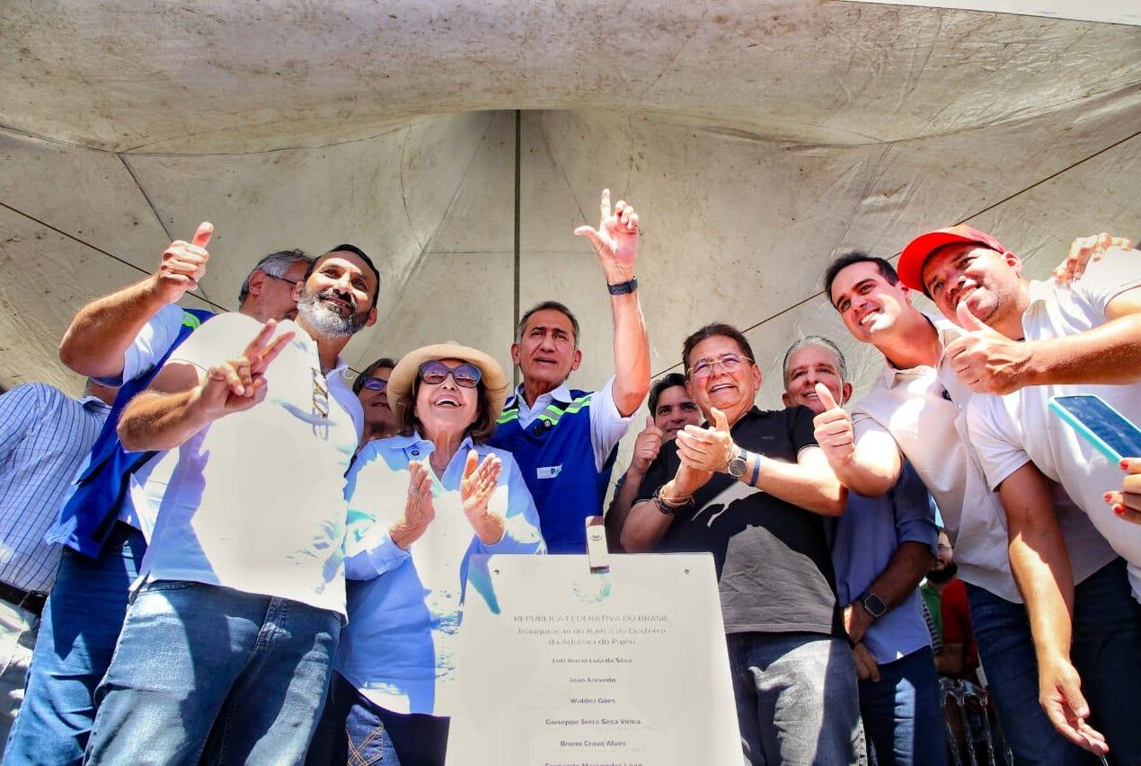 Nabor Wanderley participa de vistoria à Adutora do Pajeú ao lado de ministro e lideranças estaduais