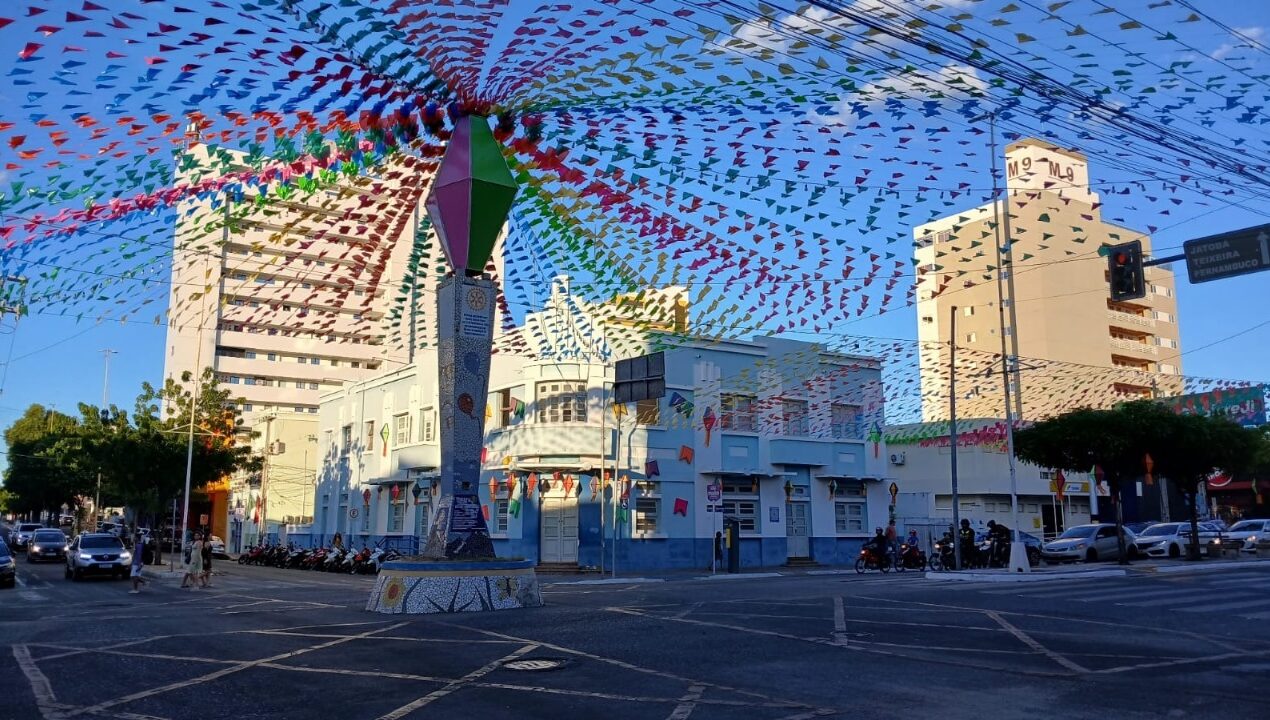 Prefeitura de Patos paga primeira parcela do 13º salário nesta sexta e injeta aproximadamente R$ 8 milhões na economia local