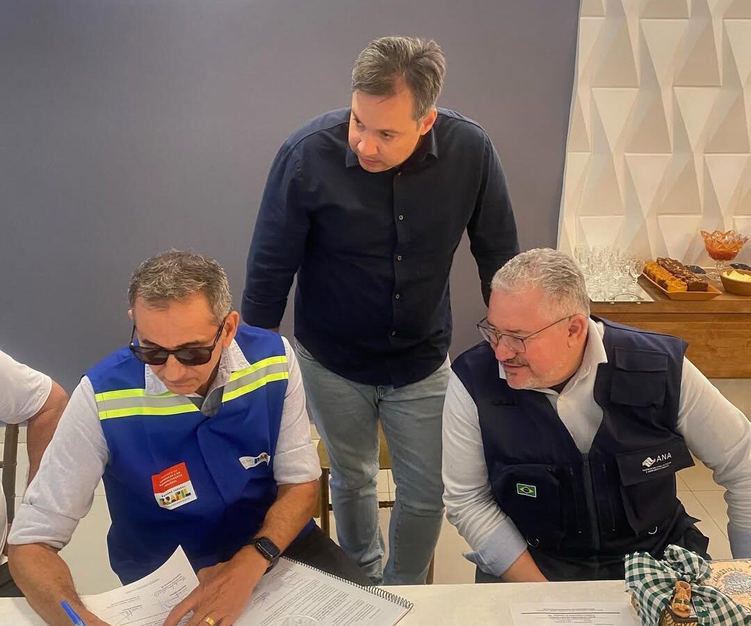 Deputado Júnior Araújo apresenta pautas estratégicas ao Ministro da Integração em defesa do Sertão paraibano