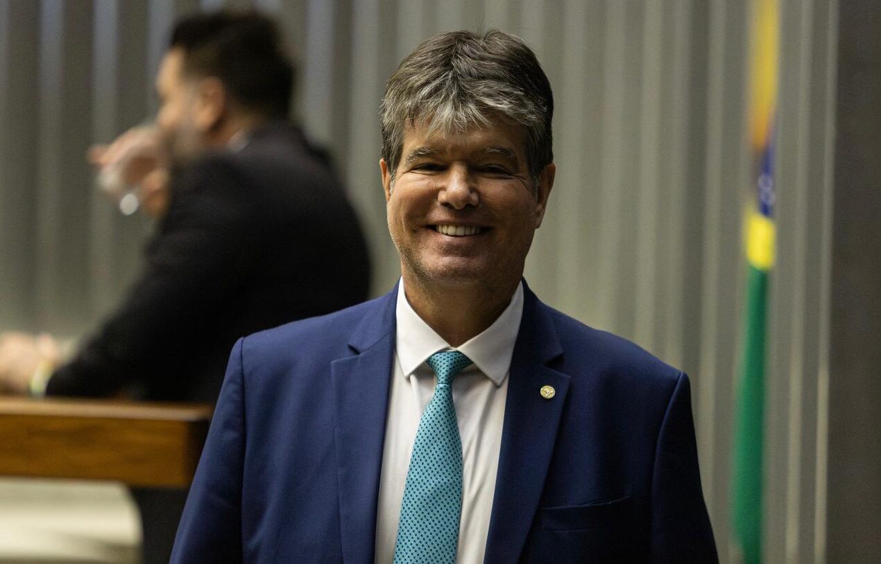 Projeto de Ruy avança no Congresso e prevê programa de acolhimento para pessoas viciadas em bets e jogos de azar