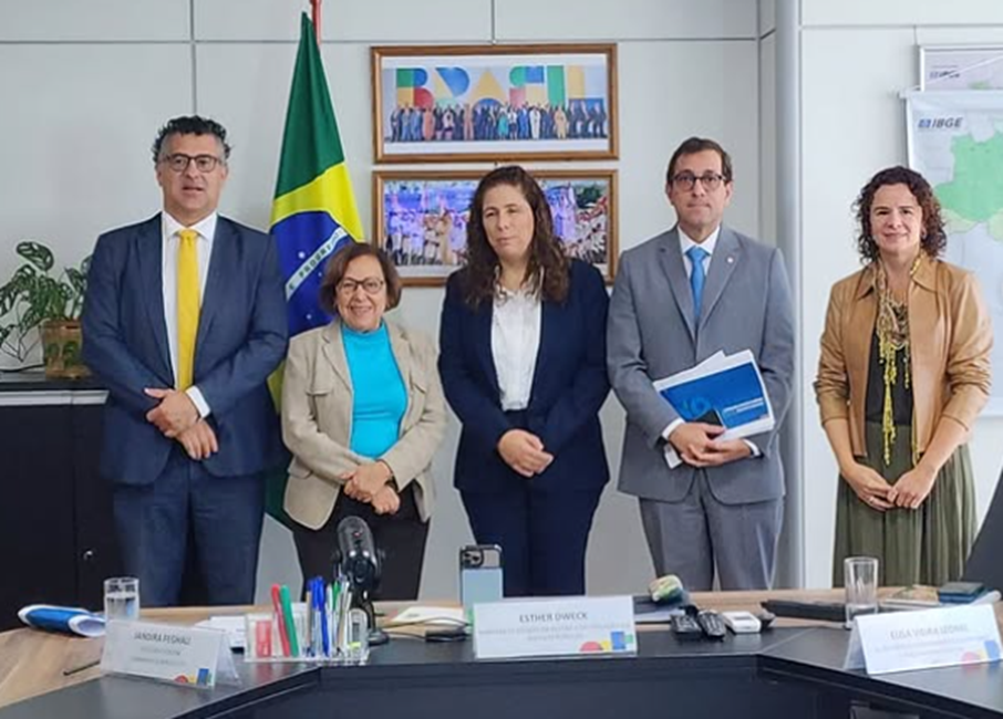 Gervásio Maia se reúne com ministra e debate futuro das estatais federais