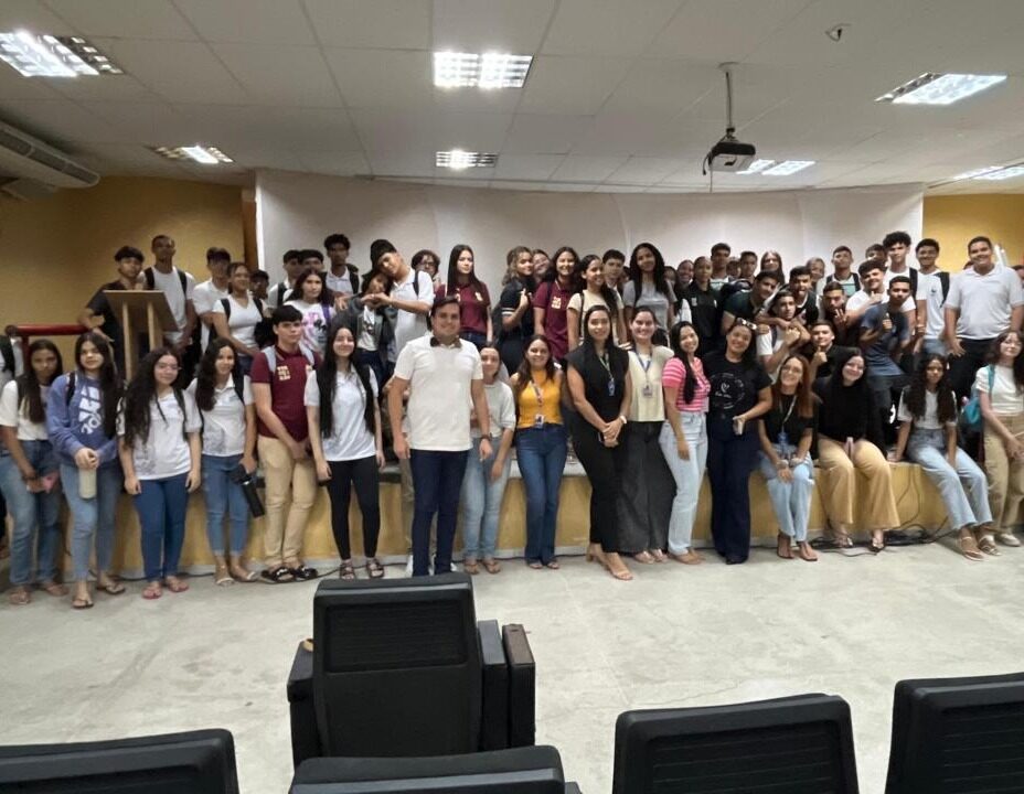 Agosto das Juventudes tem início em Patos com ação voltada à saúde mental de adolescentes