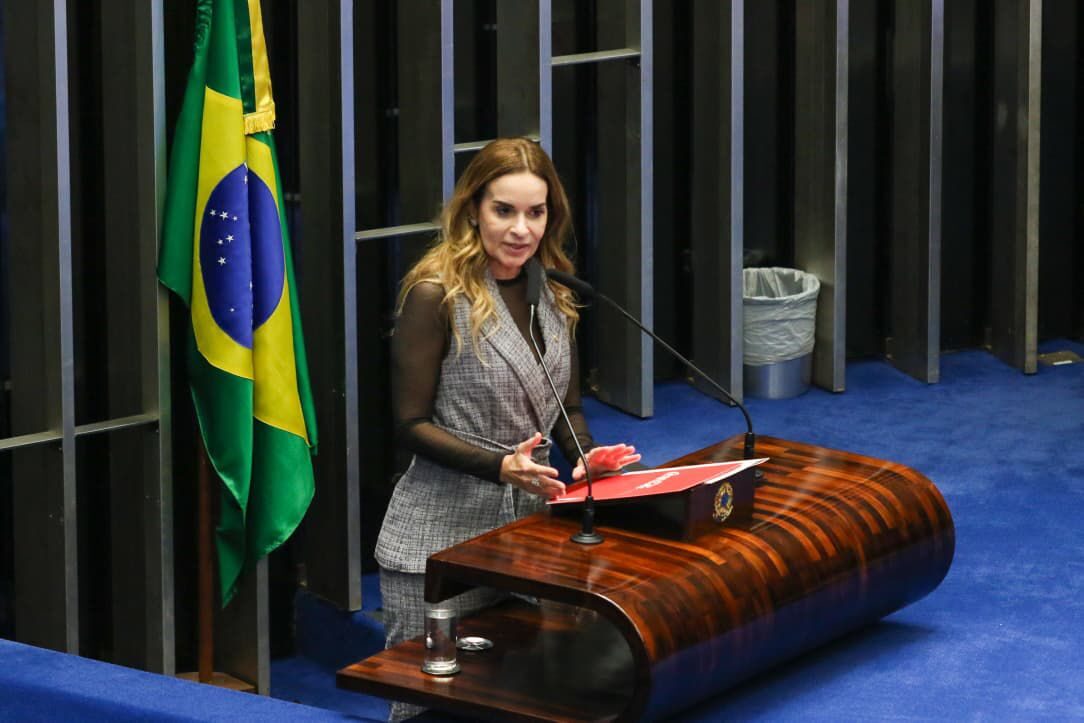 Comissão do Senado aprova relatório de Daniella Ribeiro para garantir mamografia a partir dos 30 anos para mulheres com histórico de câncer de mama