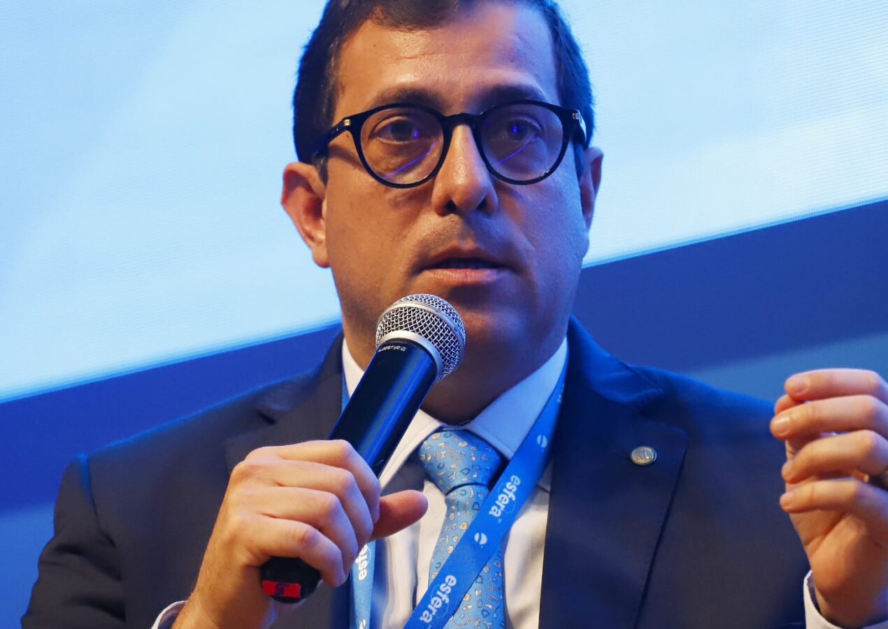 Gervásio Maia integra a Elite Parlamentar 2025 por sua atuação na Câmara dos Deputados