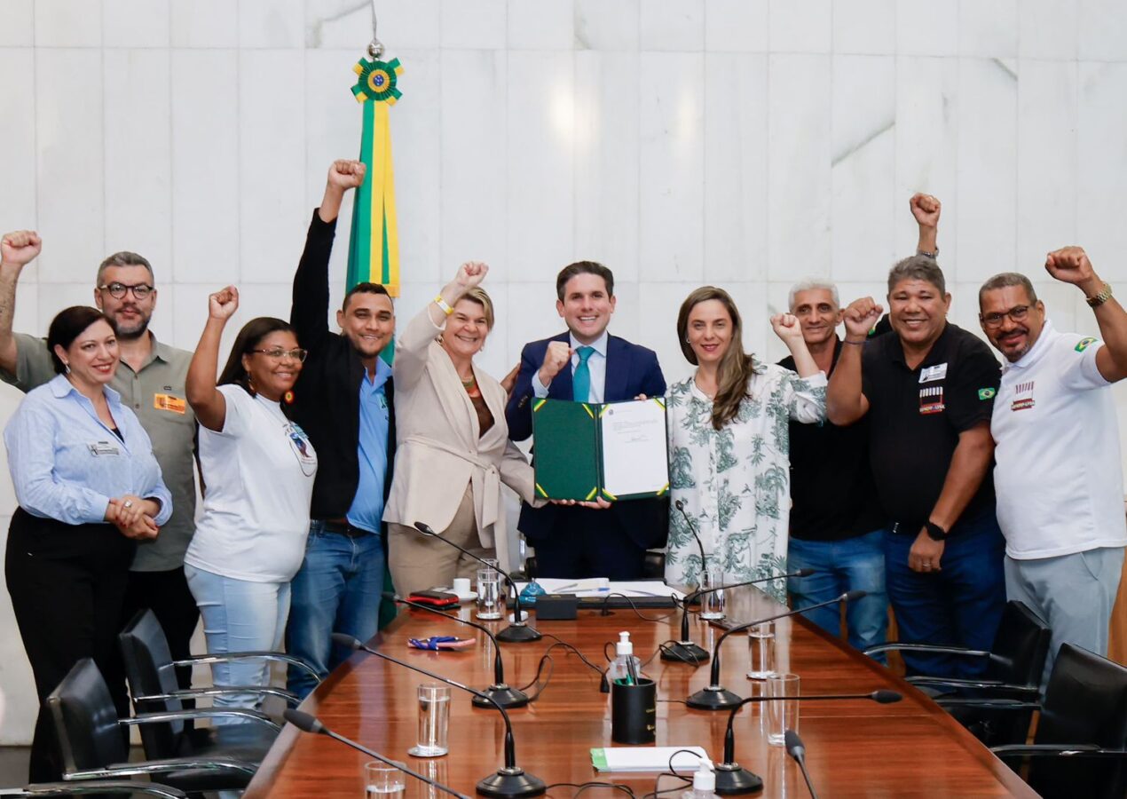 Hugo Motta apoia Frente em defesa dos trabalhadores informais e reforça compromisso com ambulantes e autônomos