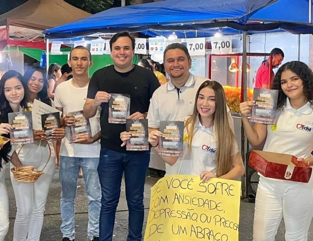 Secretaria Executiva de Juventude orienta jovens sobre riscos do cigarro eletrônico durante a Festa da Guia