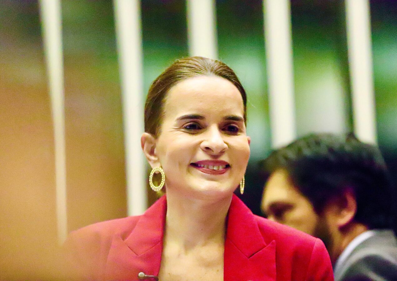 Chega de assédio via PIX! Daniella Ribeiro apresenta PL que proíbe ameaças via PIX