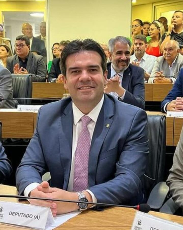 Lei de Eduardo Carneiro institui o ‘Fevereiro Vermelho’, mês de combate e prevenção ao uso de álcool e drogas na Paraíba