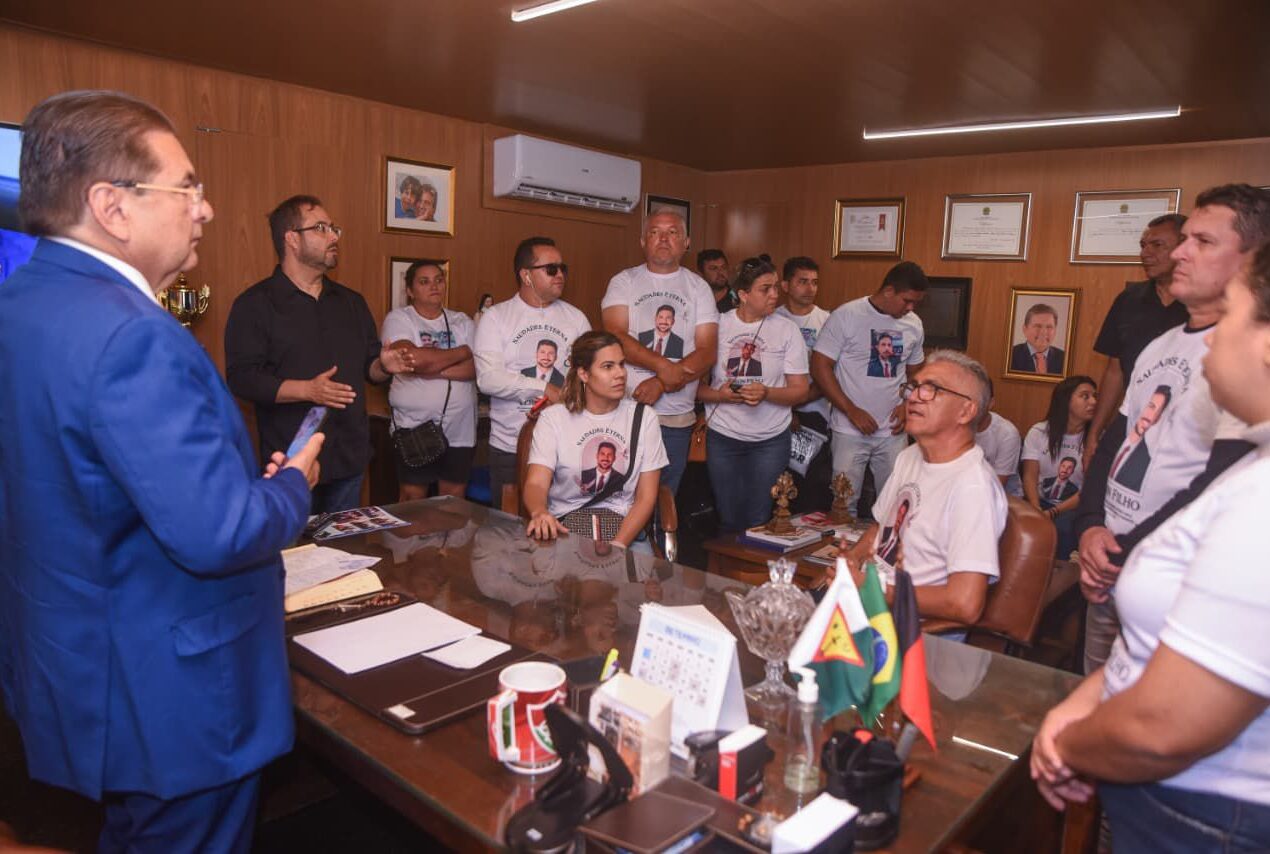 Em reunião com Adriano, família de vereador assassinado em Jacaraú cobra solução para o caso