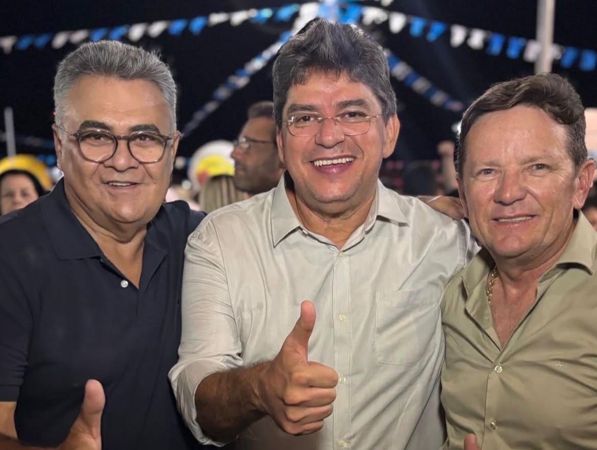 Márcio Roberto cumpre agenda em quatro municípios e reforça harmonia com Galego da Gavel em Pombal