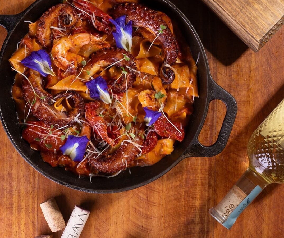 Conheça o cardápio especial de jantar no Estaleiro Restaurante