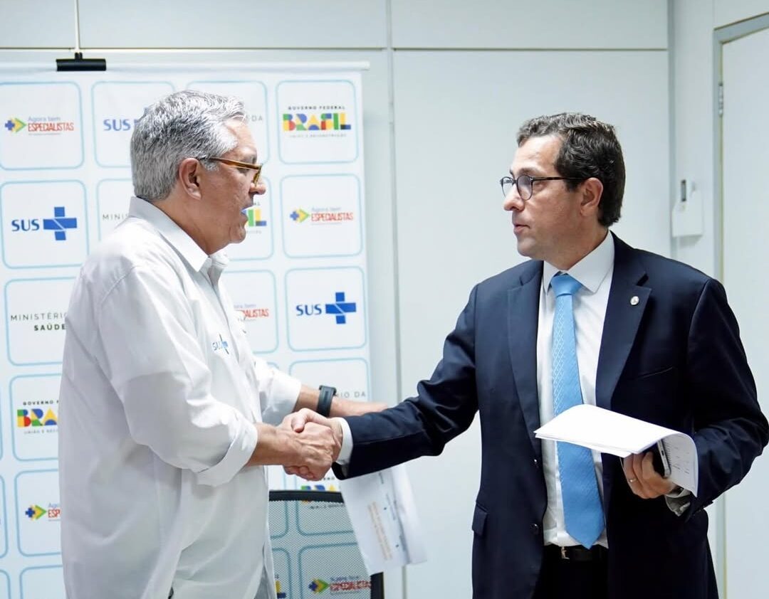 Em Brasília, Gervásio discute emendas da LDO e avanços da saúde com ministro Alexandre Padilha
