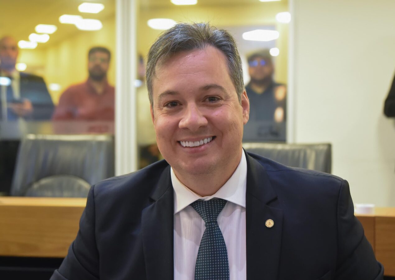 ALPB aprova proposta do deputado Júnior Araújo que garante CNH gratuita para Agentes de Saúde e Endemias na Paraíba