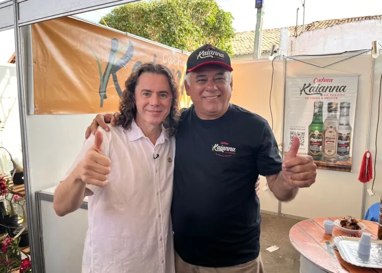 Veneziano participa da Farra da Cabra em Parari, prefeito celebra mais de R$ 10 milhões investidos e reafirma compromissos